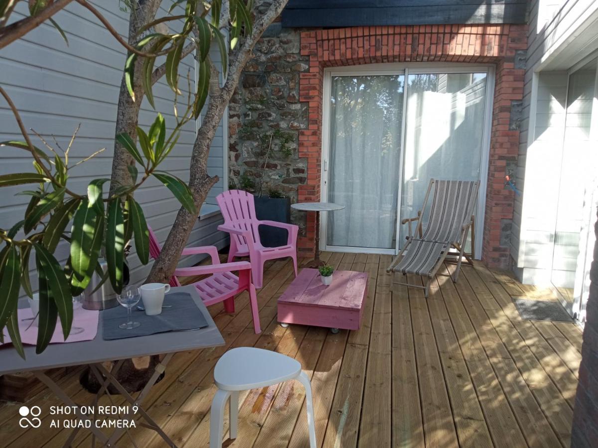 Charmant logement T2 à 2 pas de la mer Granville Esterno foto